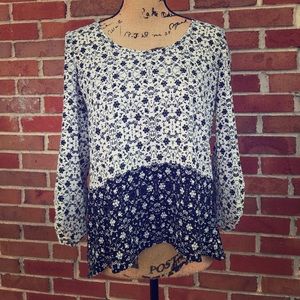 Cure Floral Print Black & White Top With Slit Back